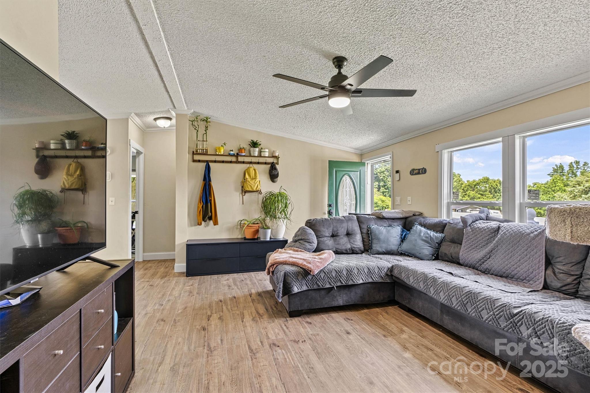 338 Hickory Grove Road Harmony, NC 28634 - Photo 5 of 38 Gallery Image 5