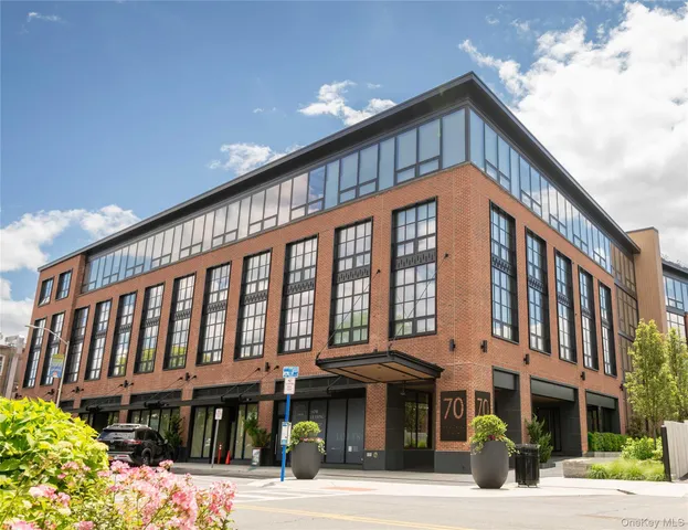 $4,100 | 70 Memorial Plaza, Unit 110, Pleasantville, NY 10570