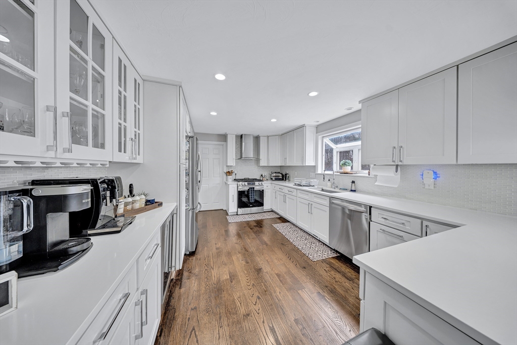 23 Christina Road Milford, MA 01757 - Photo 6 of 42 Gallery Image 6