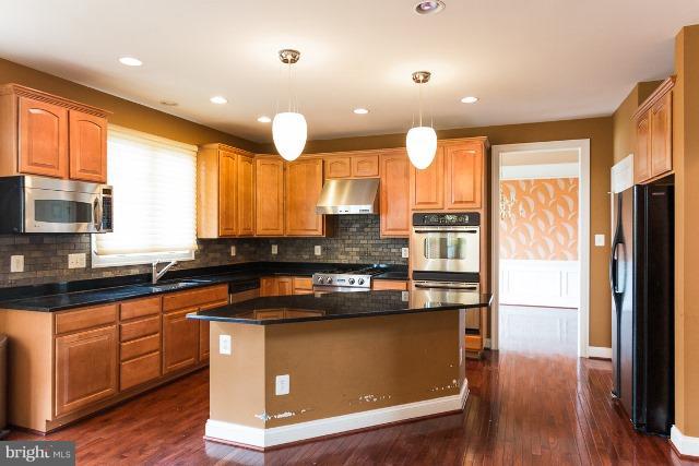 824 Stable Manor Road Reisterstown, MD 21136 - Photo 11 of 29 Kitchen