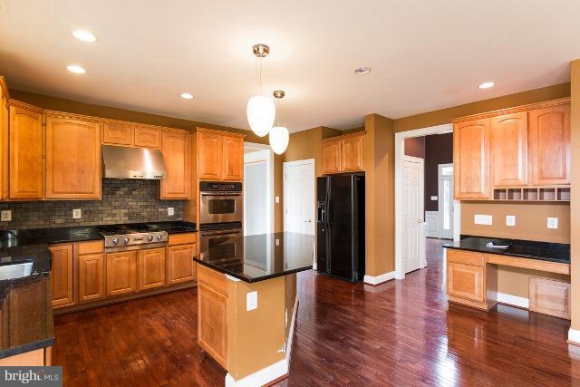 824 Stable Manor Road Reisterstown, MD 21136 - Photo 13 of 29 Kitchen