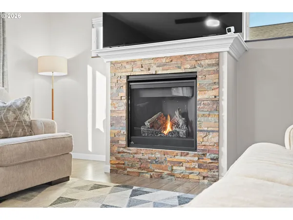 $535,000 | 128 Finneys Avenue, Molalla, OR 97038