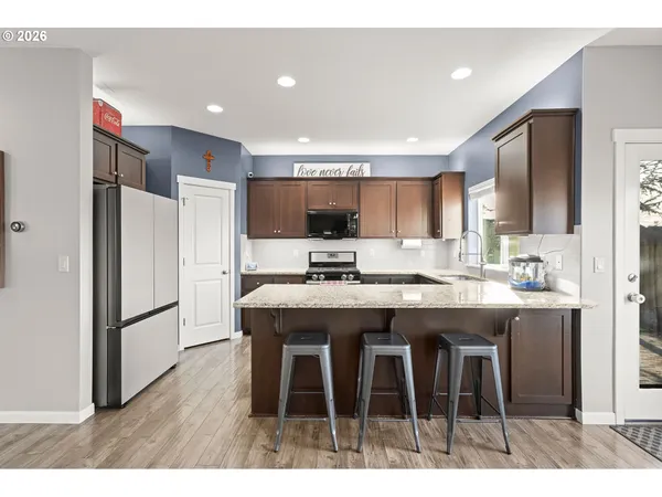 $535,000 | 128 Finneys Avenue, Molalla, OR 97038