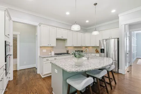 $985,000 | 139 Larkin Lane, Chapel Hill, NC 27516