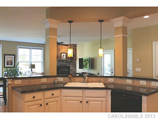 1058 Gardenia Street Fort Mill, SC 29708 - Photo 6 of 15 Gallery Image 6