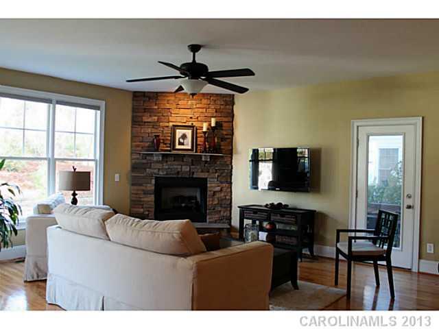 1058 Gardenia Street Fort Mill, SC 29708 - Photo 8 of 15 Gallery Image 8