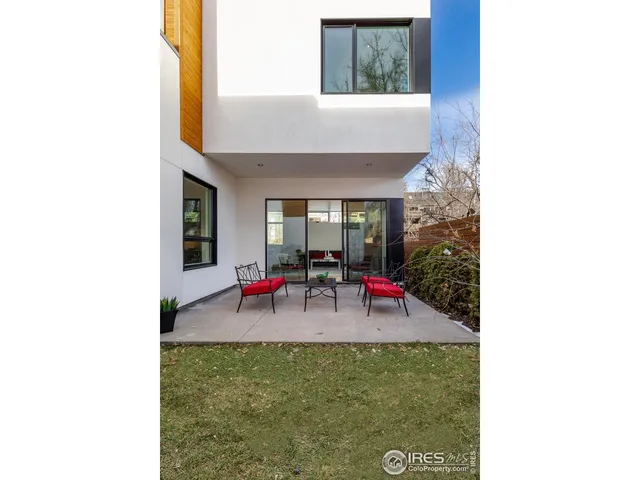 $1,570,000 | 2304 Pearl Street, Unit 2, Boulder, CO 80302