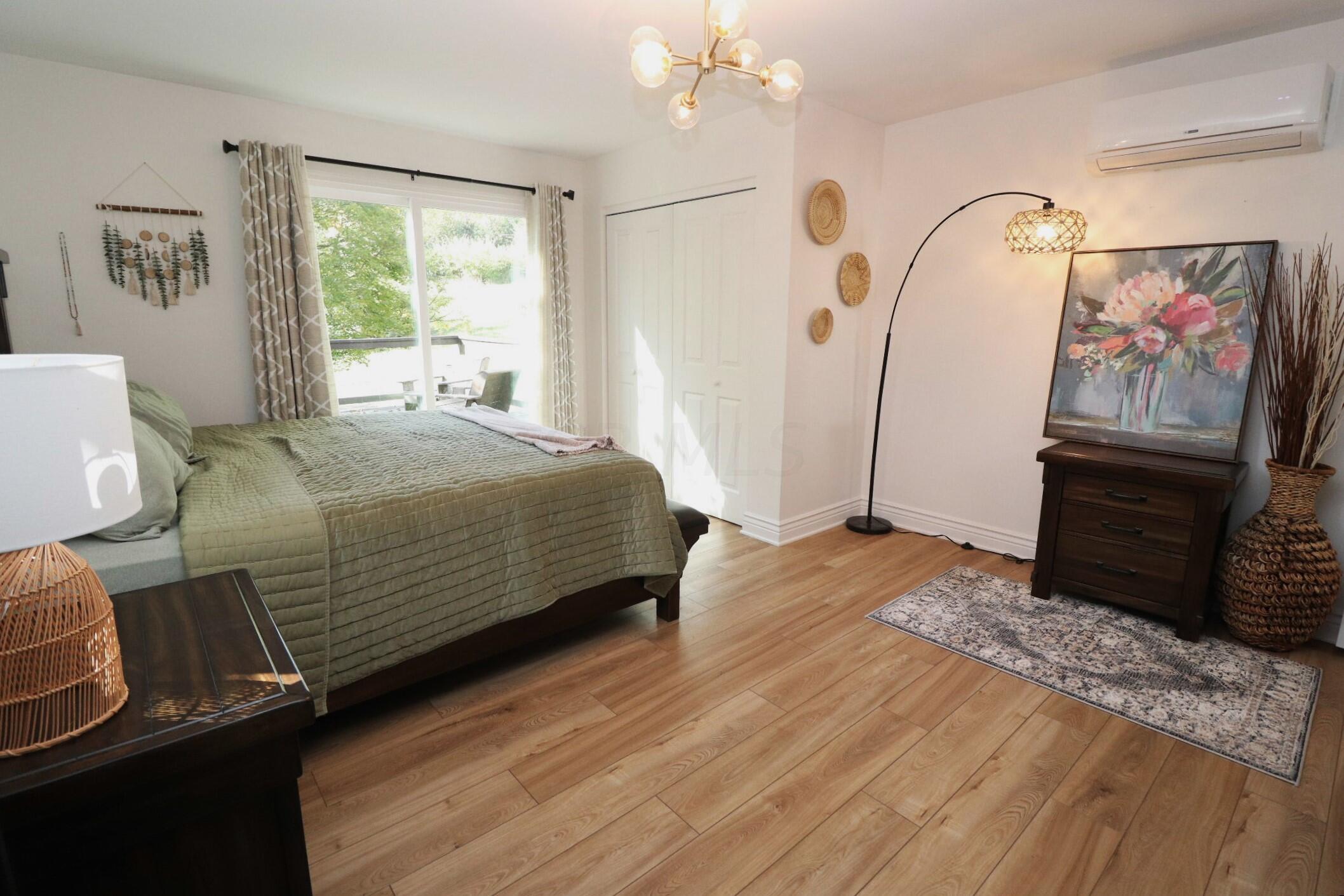 123 Old Mill Road Springfield, OH 45506 - Photo 35 of 76 Bedroom 2 w/patio doors to deck