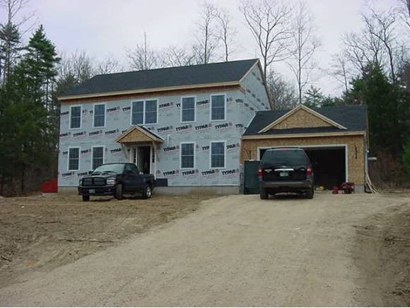 27 Benjamin Way Epping, NH 03042 - Photo 1 of 1