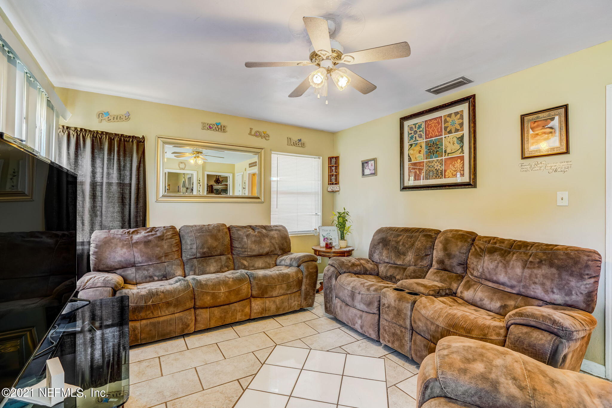 2528 Ligustrum Road Jacksonville, FL 32211 - Photo 8 of 35 14-web-or-mls-2825 Ligustrum Rd (22 of 4