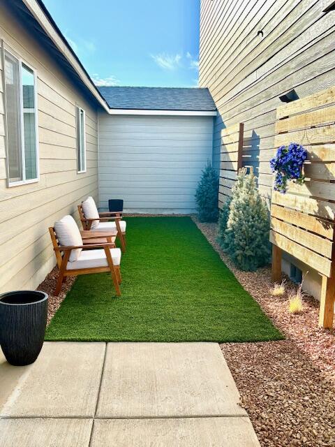 3972 Southwest Obsidian Place, Unit 140 Redmond, OR 97756 - Photo 25 of 26 Sample photo