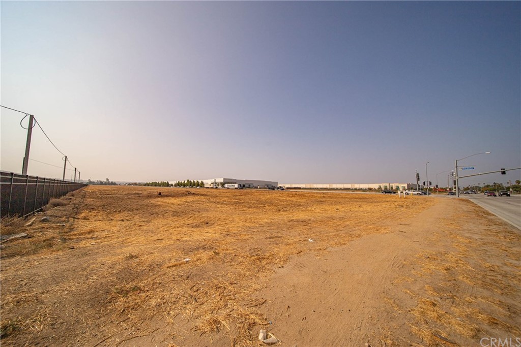 22 Harley Knox Boulevard Perris, CA 92571 - Photo 11 of 35 a view of an ocean