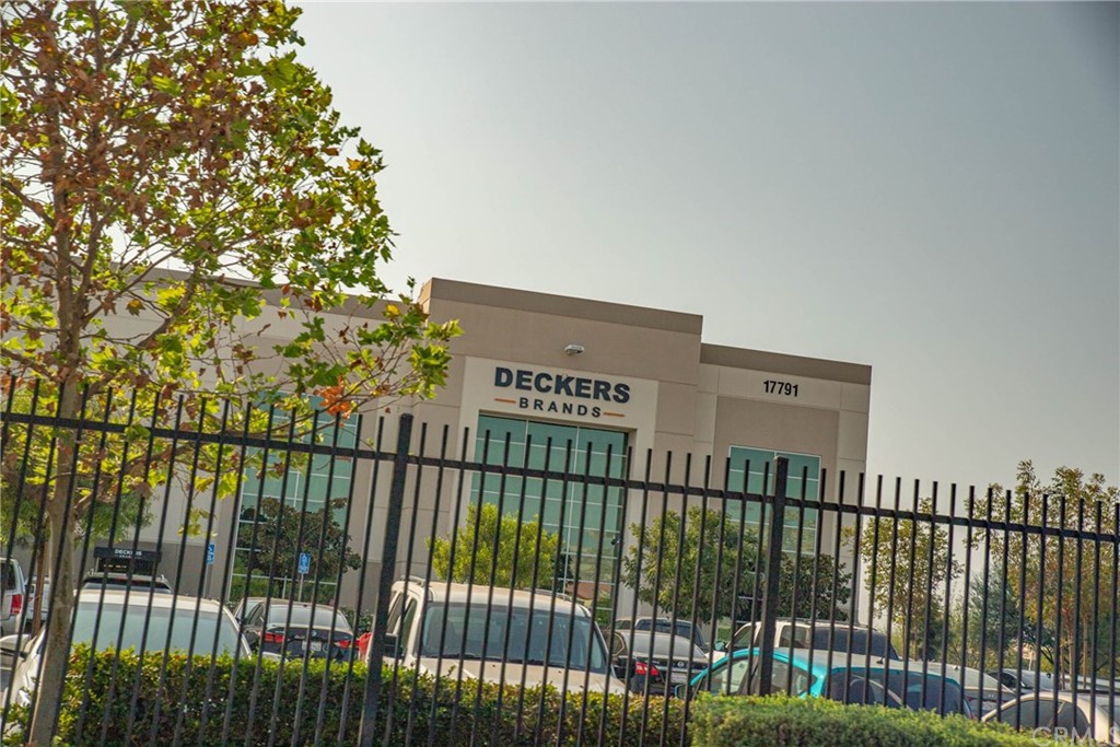 22 Harley Knox Boulevard Perris, CA 92571 - Photo 14 of 35 a view of a balcony