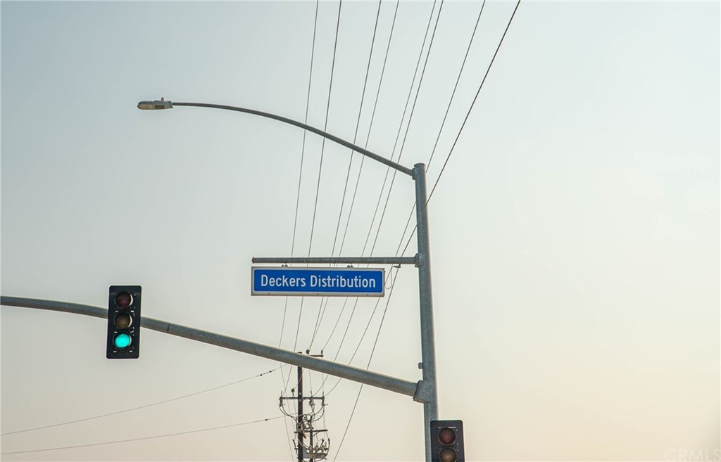 22 Harley Knox Boulevard Perris, CA 92571 - Photo 5 of 35 a close view of door shower