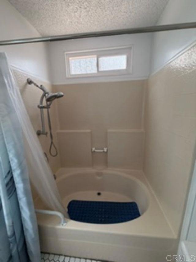 12506 Royal Road, Unit 5 El Cajon, CA 92021 - Photo 14 of 17 Master Bathroom
