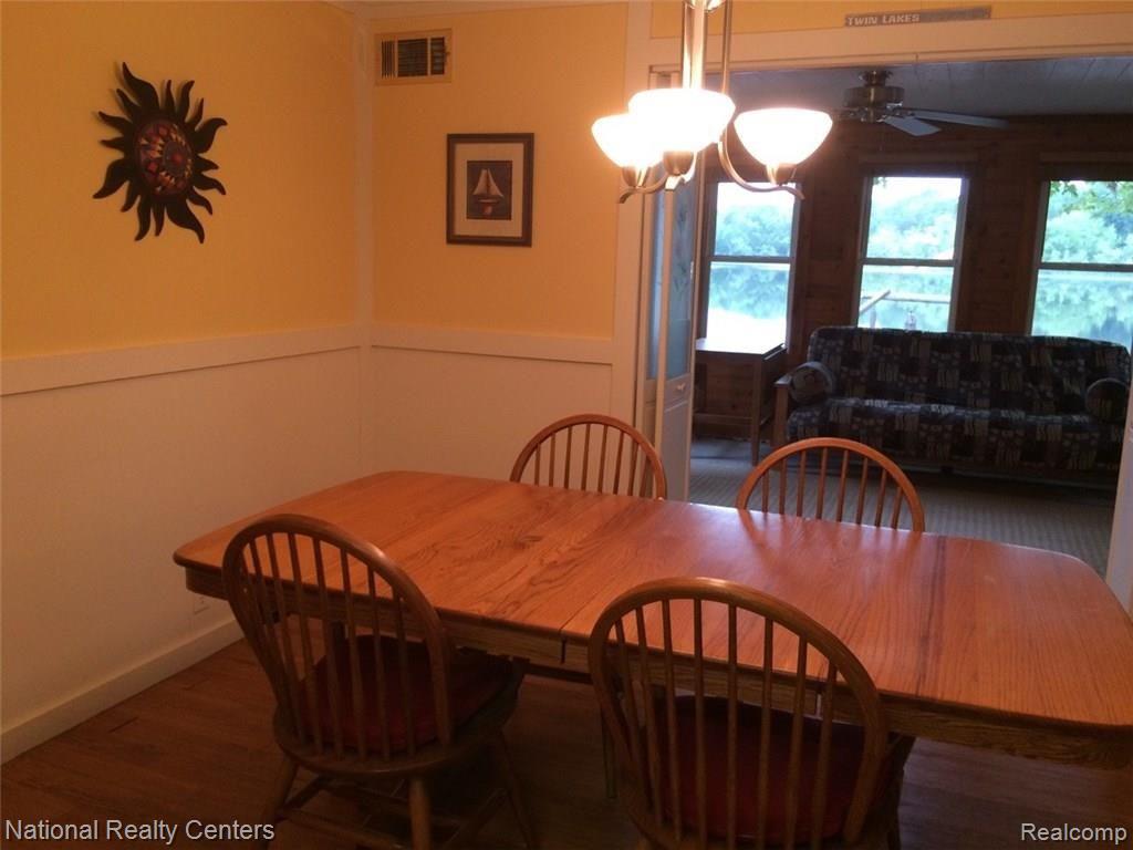 1588 Mull Road Tipton, MI 49287 - Photo 23 of 28 large open dining room