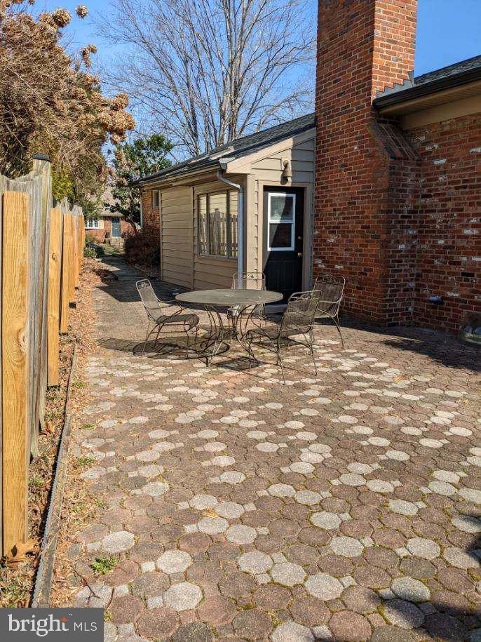 5700 Forest Place Bethesda, MD 20814 - Photo 3 of 20 Paver patio