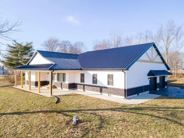 $574,900 | 5880 West 200 North, Marion, IN 46952