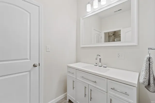 $574,900 | 5880 West 200 North, Marion, IN 46952