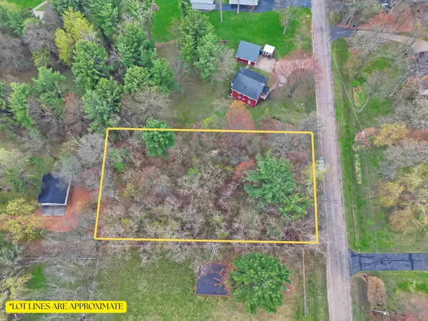 $37,500 | Oak Tree Road, Unit 7, Stevens Point, WI 54482