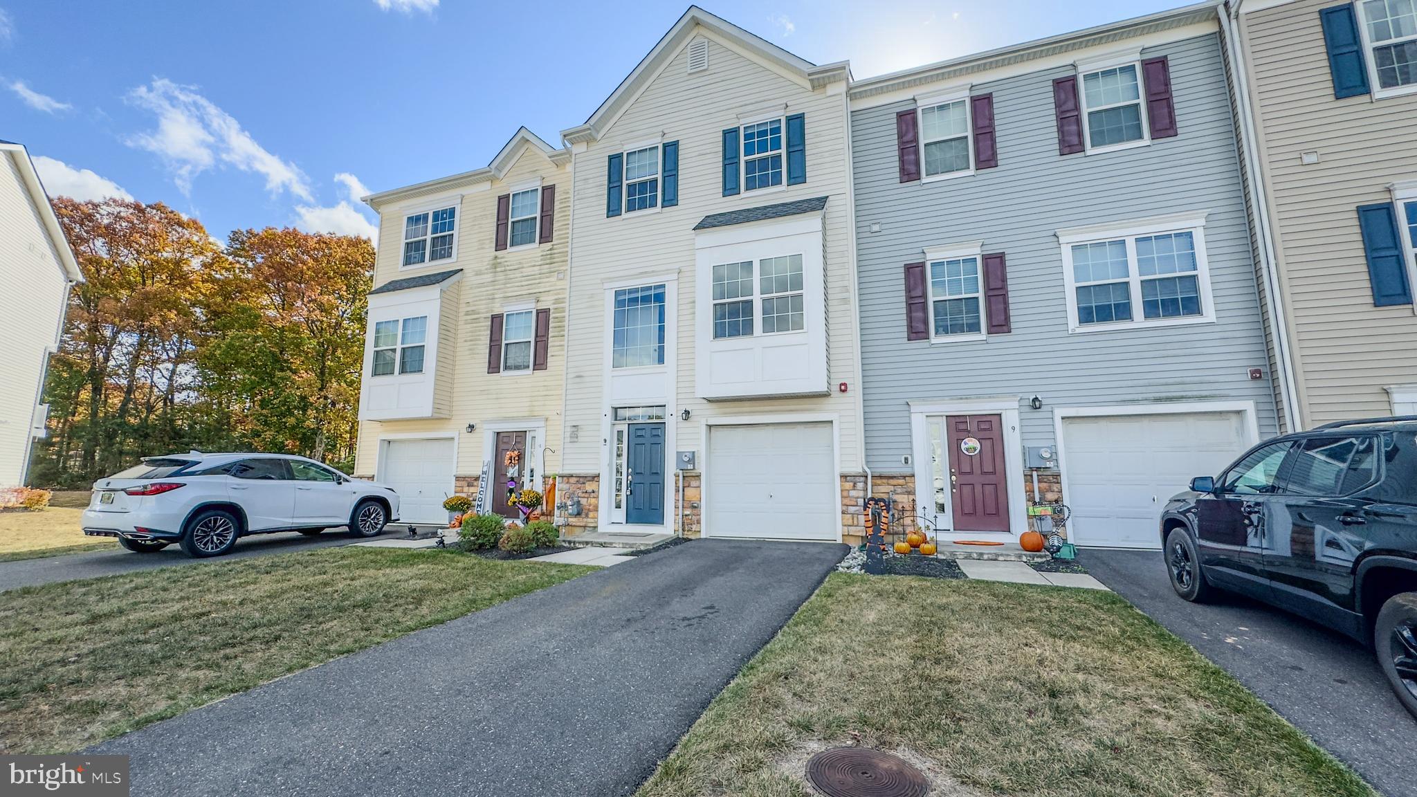 11 Iron Gate Road Sicklerville, NJ 08081 - Photo 1 of 24