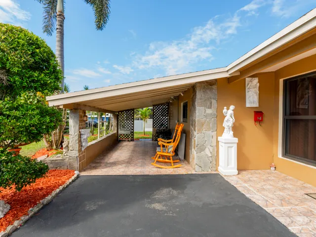 $425,000 | 6731 Roosevelt Street, Hollywood, FL 33024