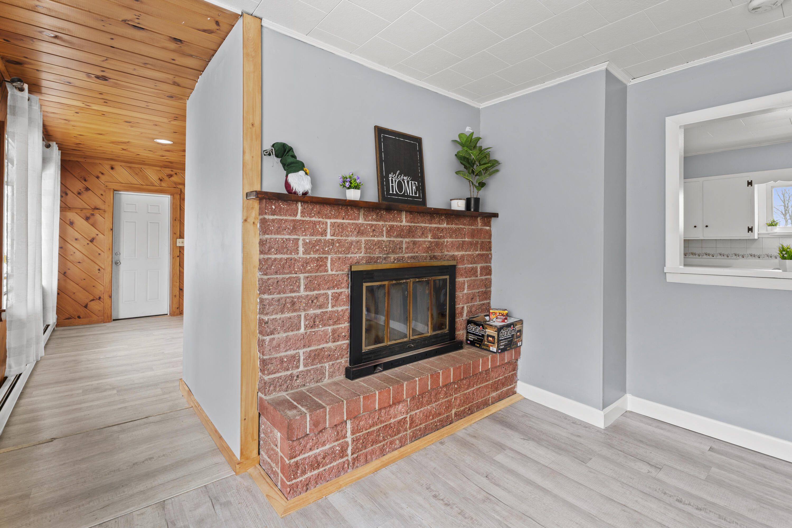 562 Blackstream Road Hermon, ME 04401 - Photo 4 of 41 DSC06954