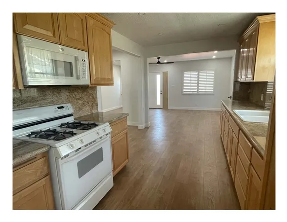 $4,100 | 408 East Elm Street, Brea, CA 92821