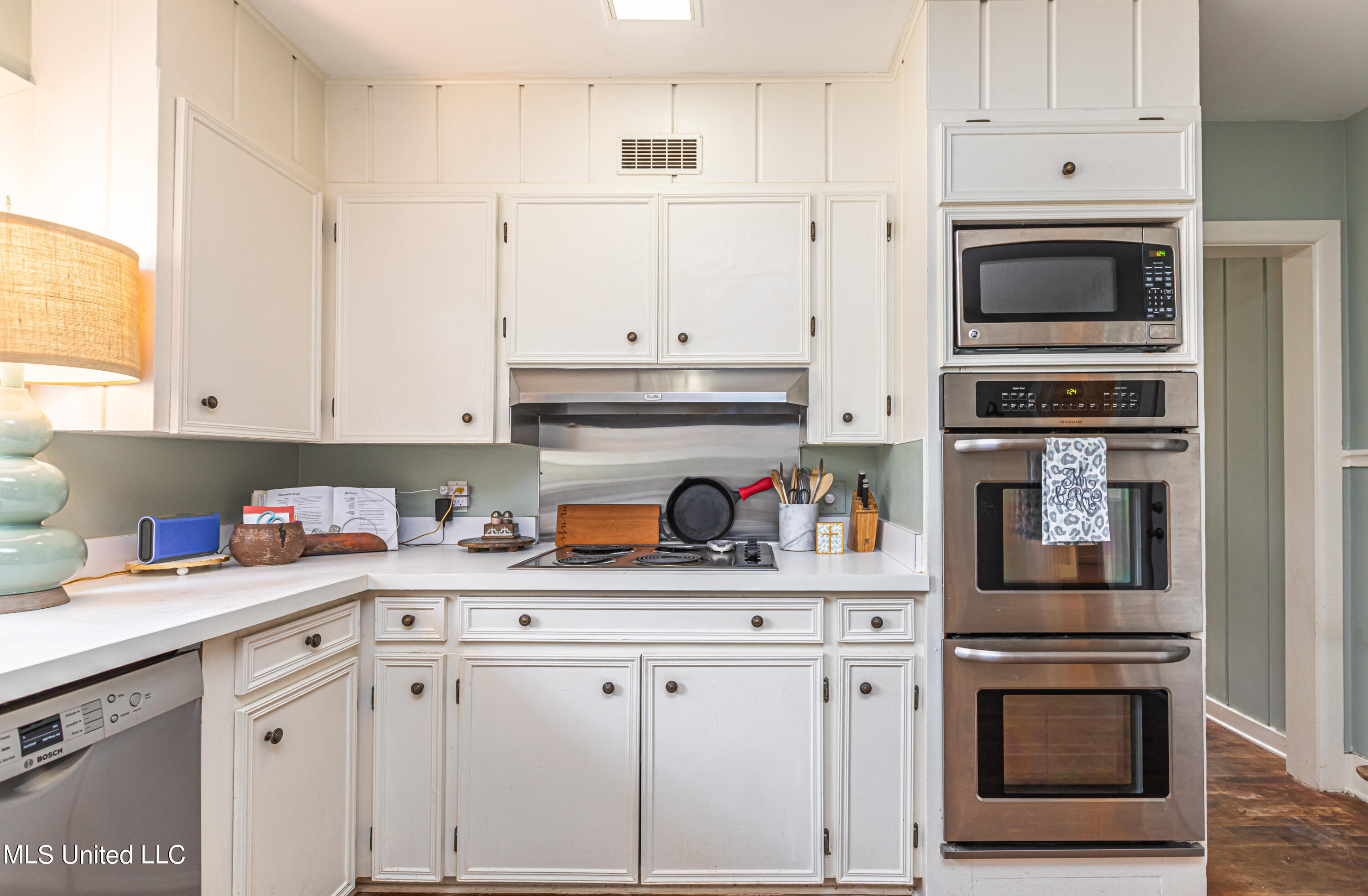 4466 East Ridge Drive Jackson, MS 39211 - Photo 47 of 54 926A9147