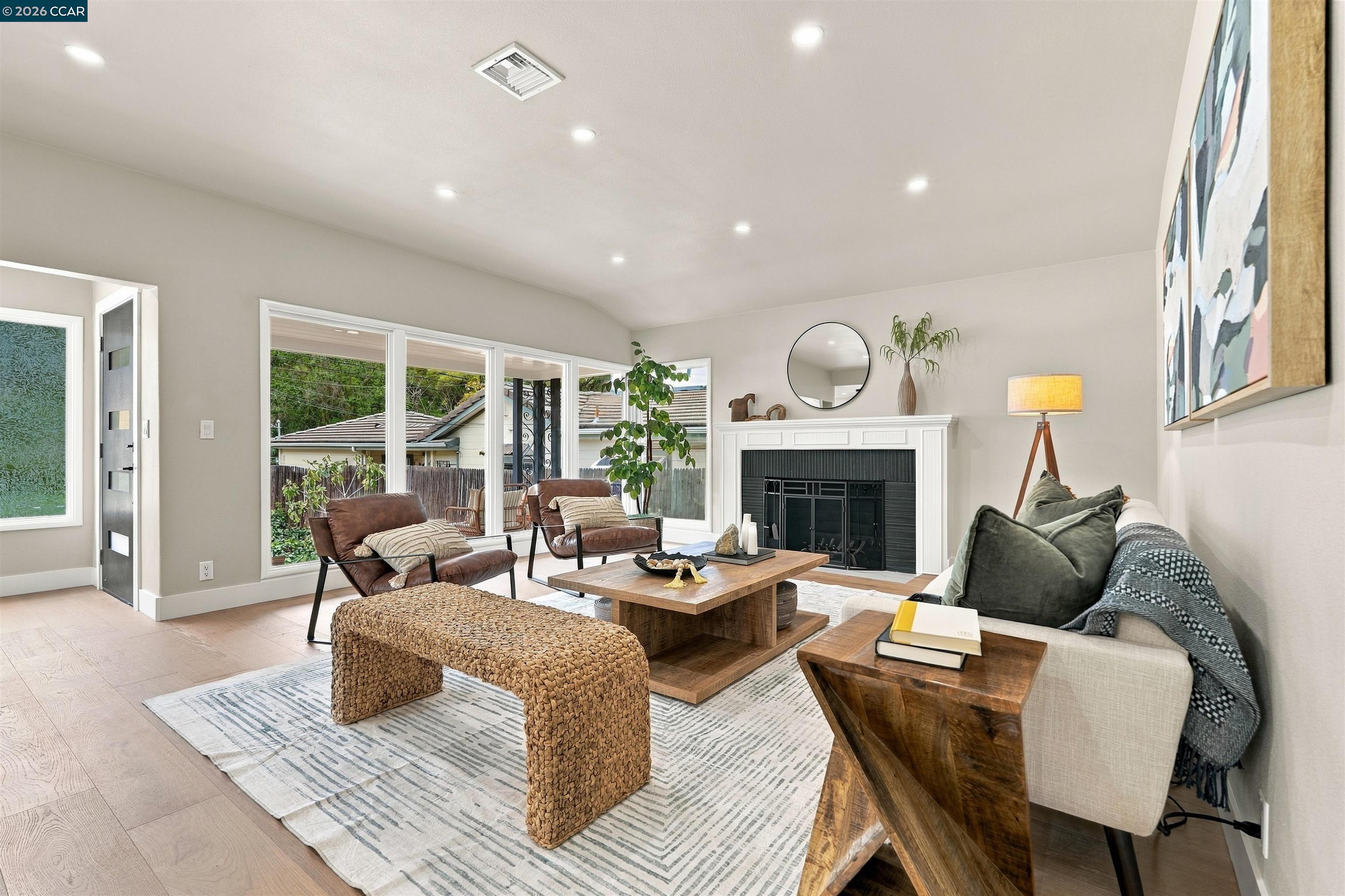 3306 Jordan Road Oakland, CA 94602 - Photo 8 of 38 Gallery Image 8