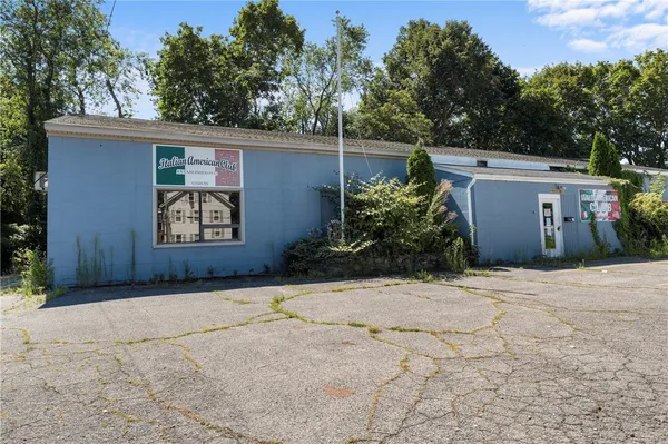 $350,000 | 13 Kelly Street, Warren, RI 02885