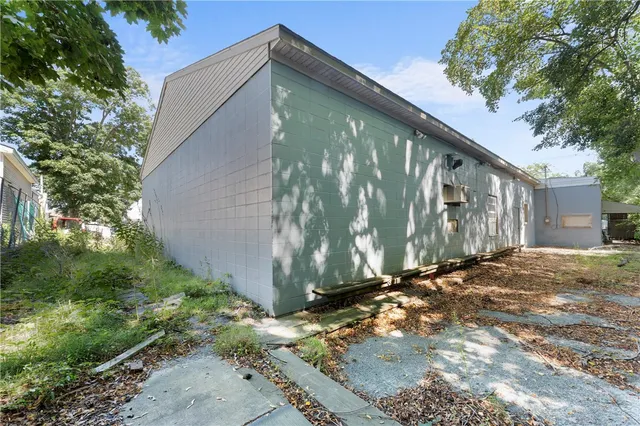 $350,000 | 13 Kelly Street, Warren, RI 02885