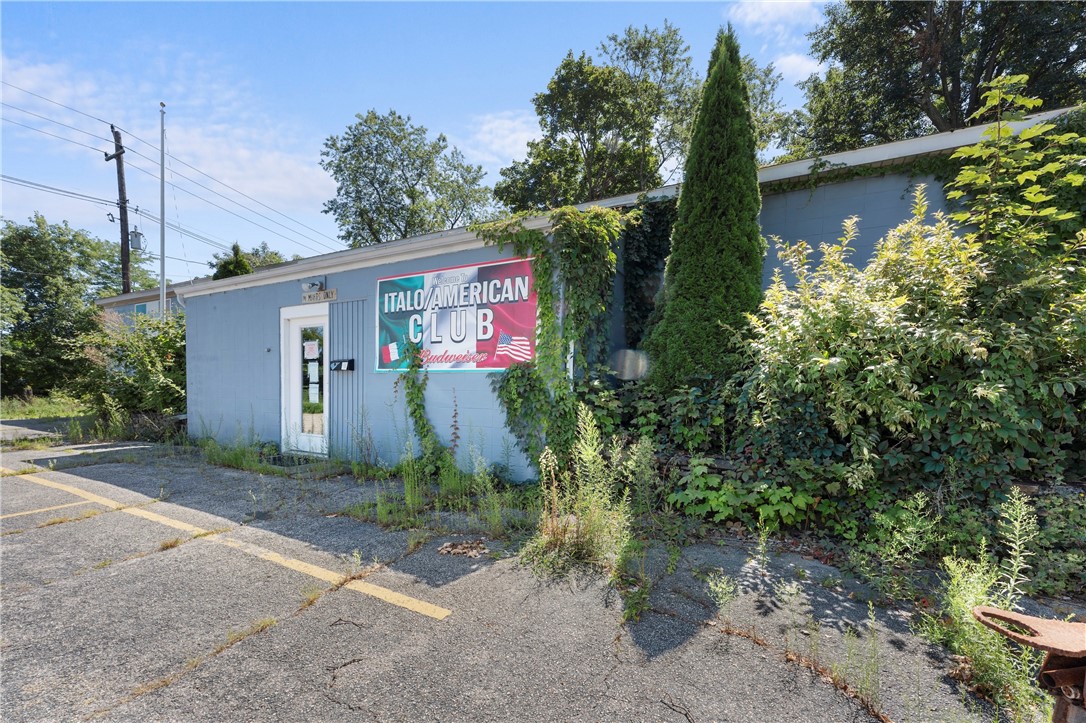 13 Kelly Street Warren, RI 02885 - Photo 3 of 29