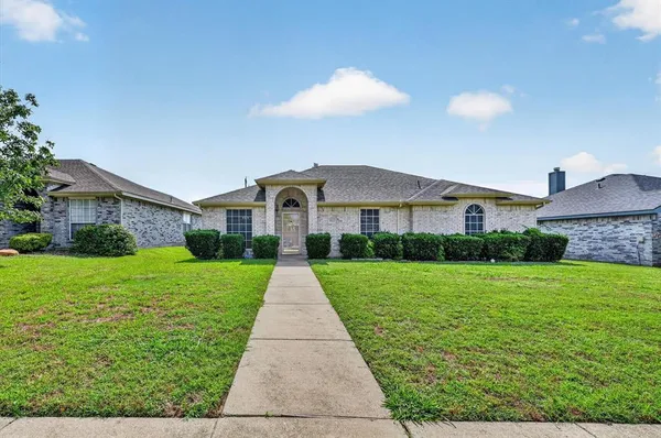 $330,000 | 1844 McNeely Street, Lancaster, TX 75134