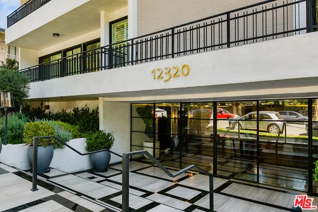 $7,495 | 12320 Montana Avenue, Unit 201, Los Angeles, CA 90049