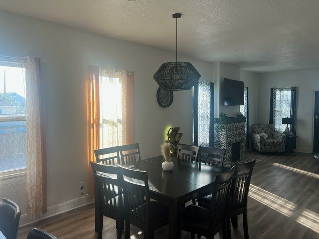 5627 Avenue R Galveston, TX 77551 - Photo 12 of 31 Dinning room 2nd floor