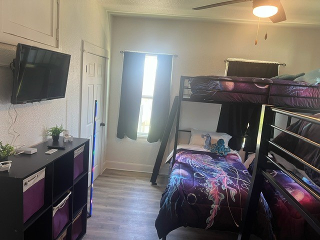 5627 Avenue R Galveston, TX 77551 - Photo 26 of 31 Bedroom #2 2nd floor