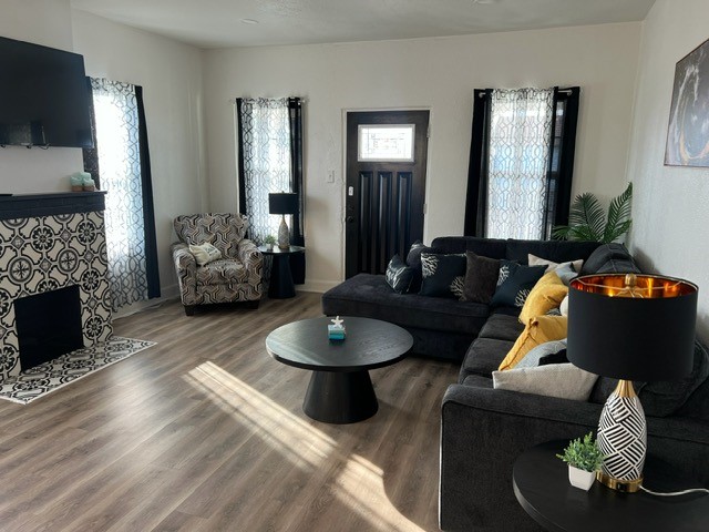 5627 Avenue R Galveston, TX 77551 - Photo 8 of 31 Den 1st floor