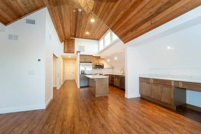 $2,250 | 11 Aviles Street, Unit 3C, St. Augustine, FL 32084