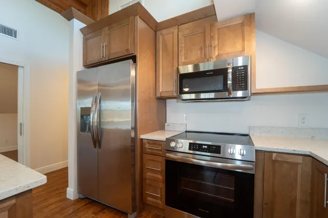 $2,250 | 11 Aviles Street, Unit 3C, St. Augustine, FL 32084