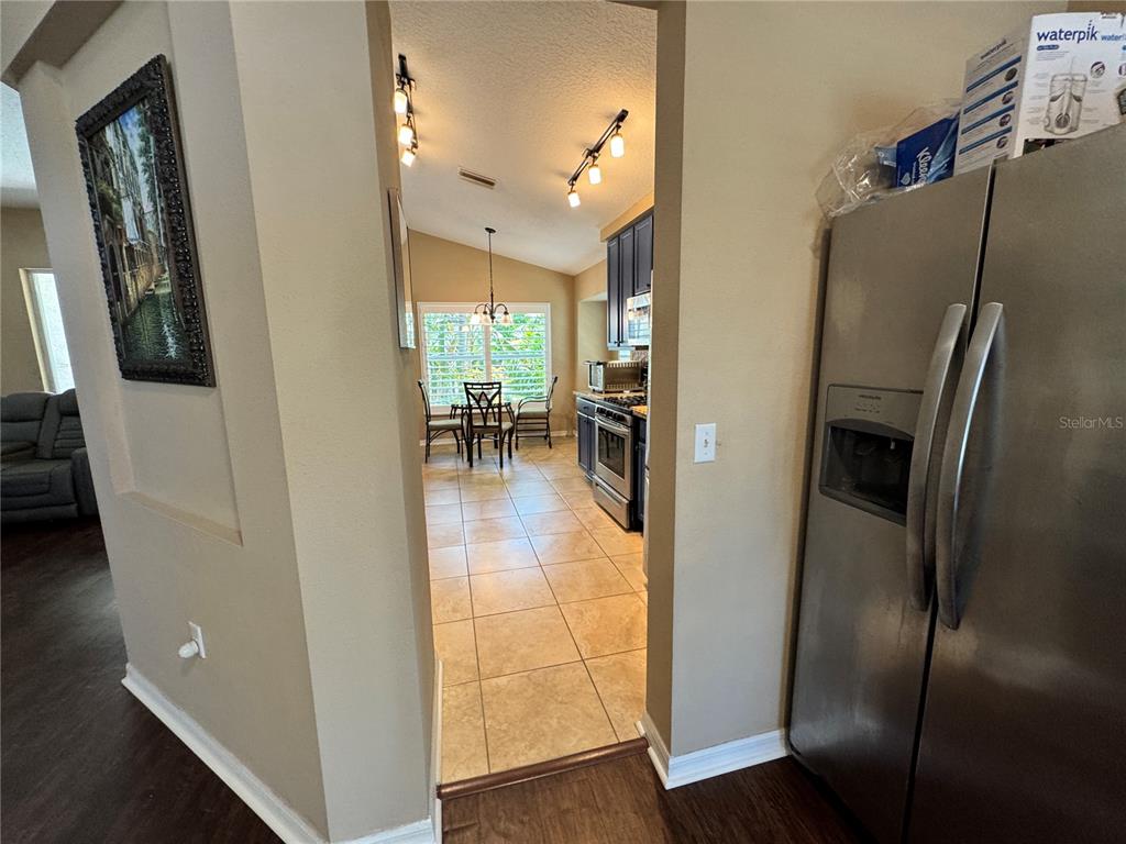 6207 Tupelo Trail Lakewood Ranch, FL 34202 - Photo 8 of 33