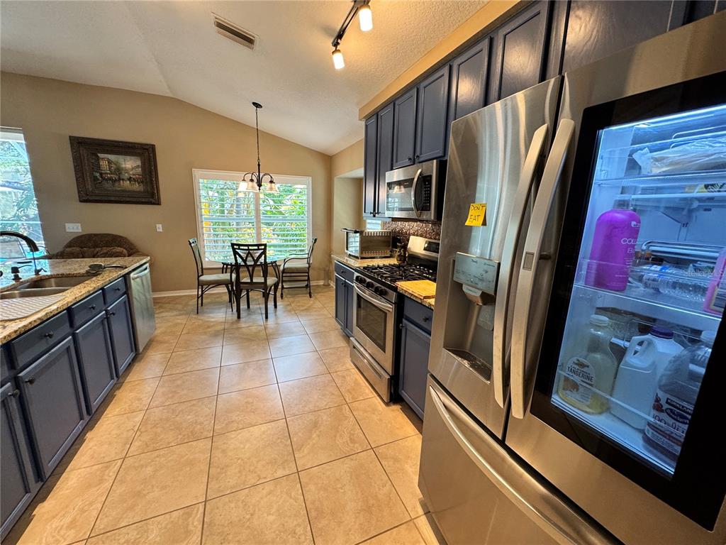 6207 Tupelo Trail Lakewood Ranch, FL 34202 - Photo 9 of 33