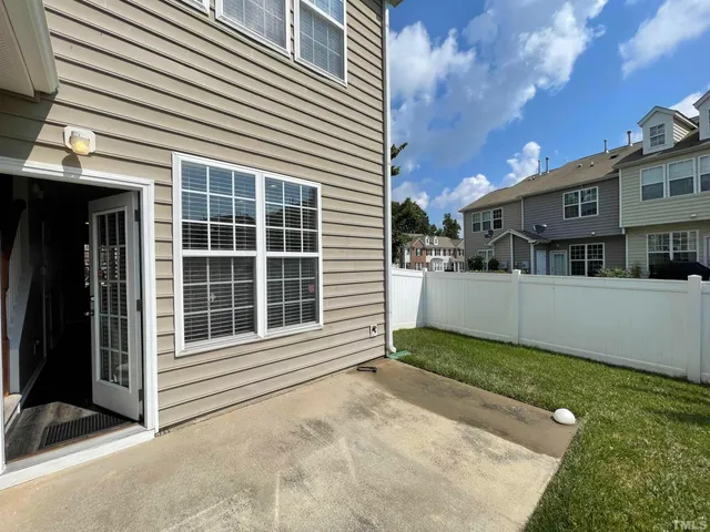 $1,850 | 651 Cupola Drive, Raleigh, NC 27603