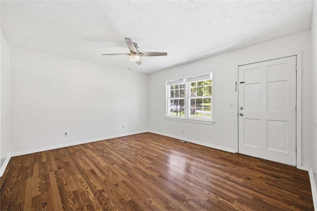 772 Compton Road Silver Creek, GA 30173 - Photo 5 of 12 Gallery Image 5