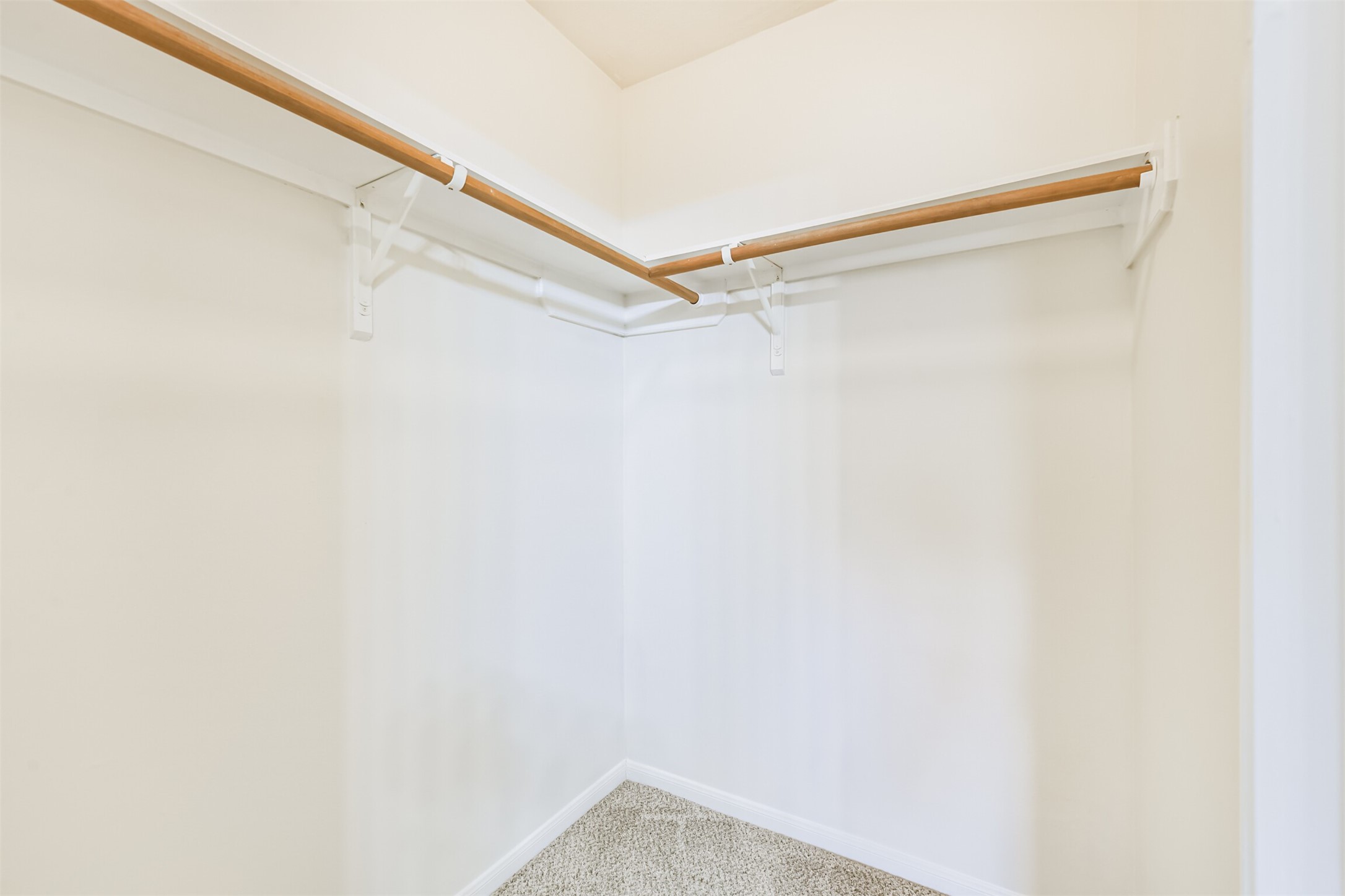 2415 Fox River Lane Spring, TX 77386 - Photo 24 of 34 a view of a room with shelf