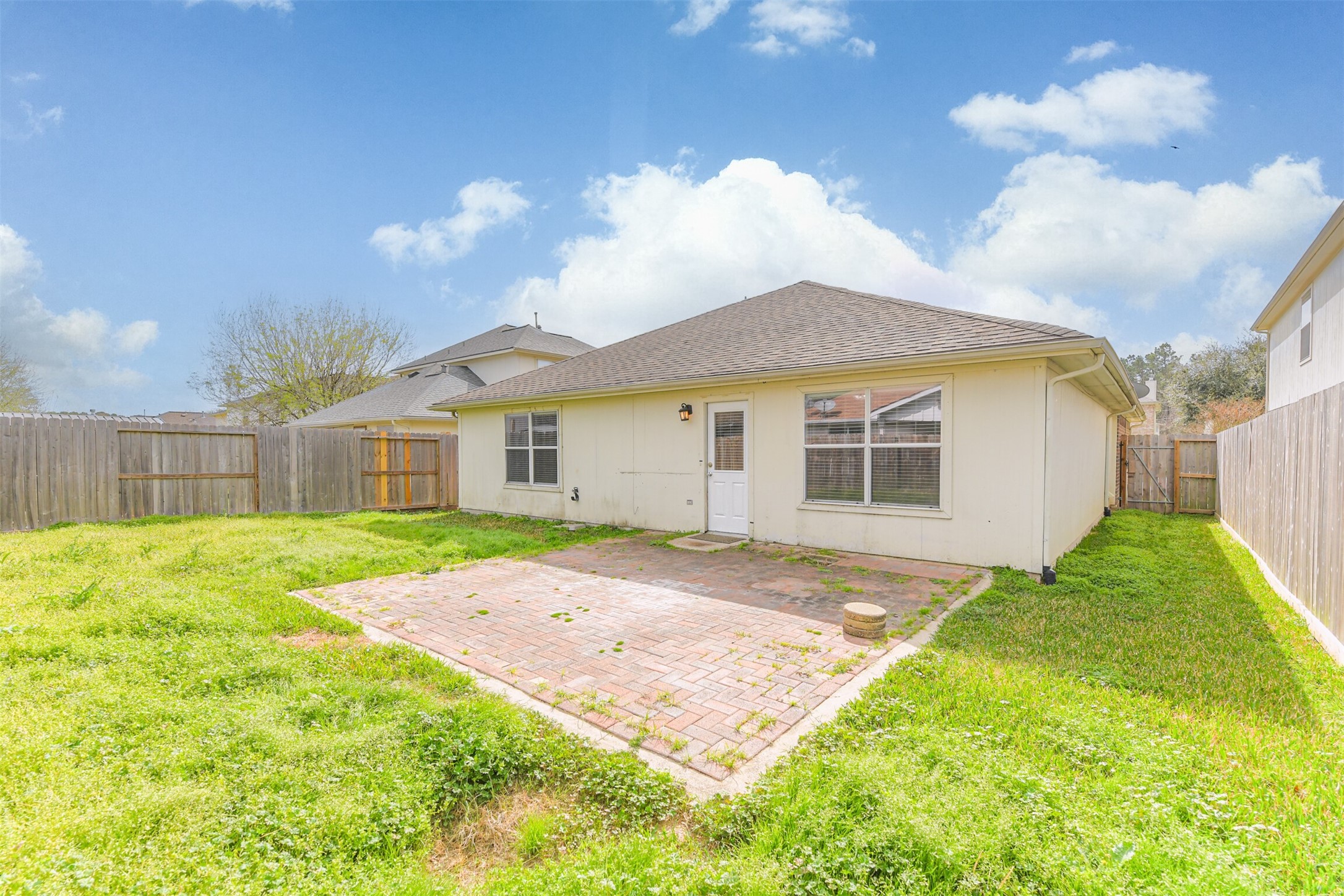 2415 Fox River Lane Spring, TX 77386 - Photo 31 of 34 a view of a yard in front of a house with a yard