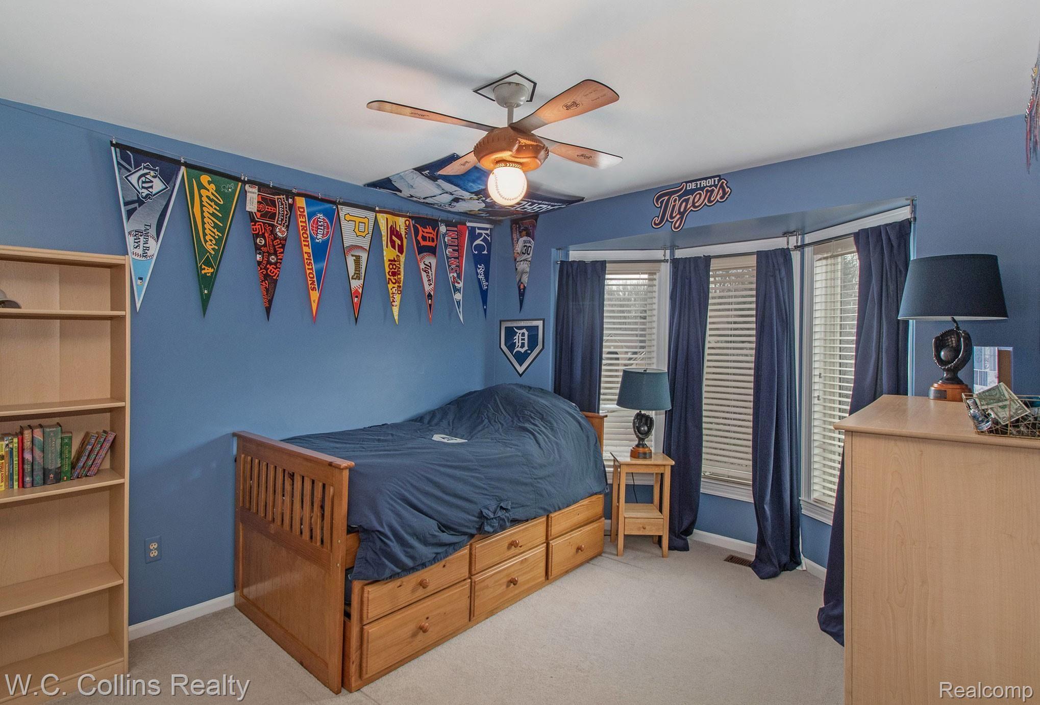 367 Jonathan Drive Rochester, MI 48307 - Photo 18 of 34 0N2A3978.jpg