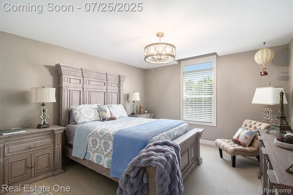 636 Mountain Circle Rochester Hills, MI 48306 - Photo 13 of 23