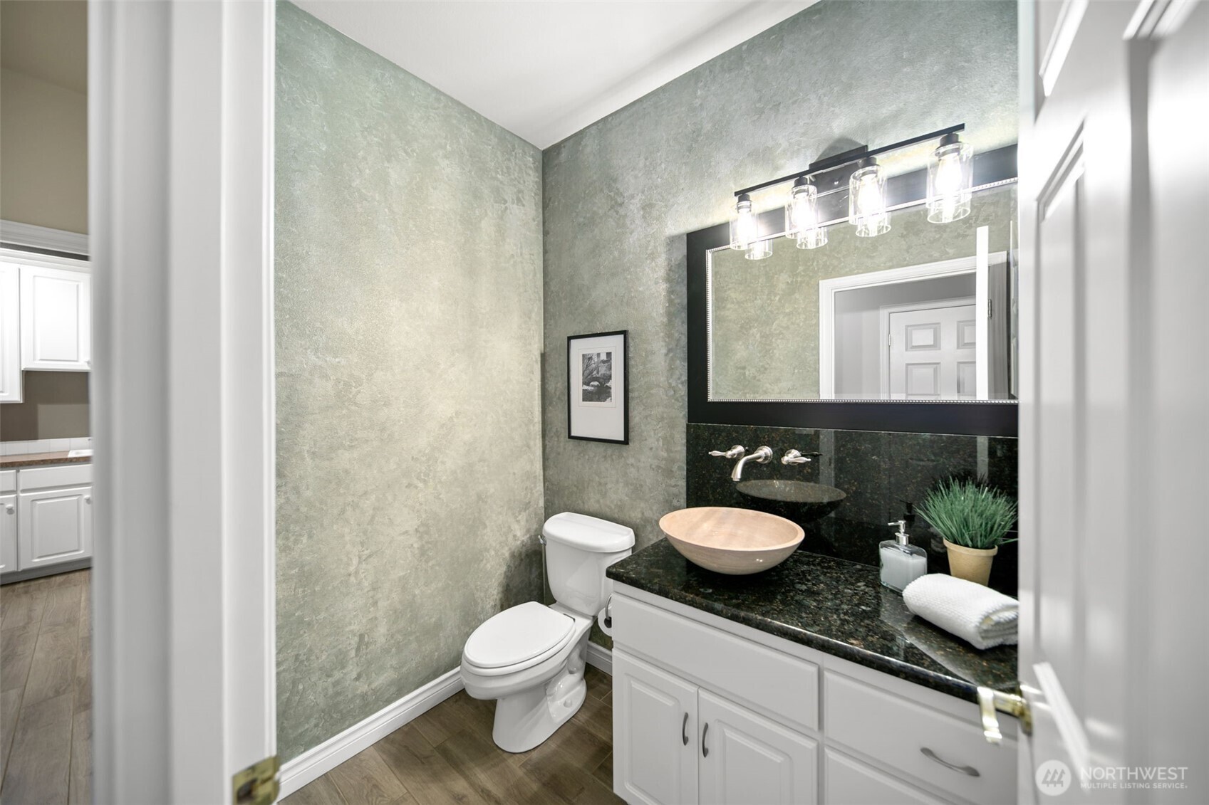 2021 Broadhurst Place Wenatchee, WA 98801 - Photo 20 of 40