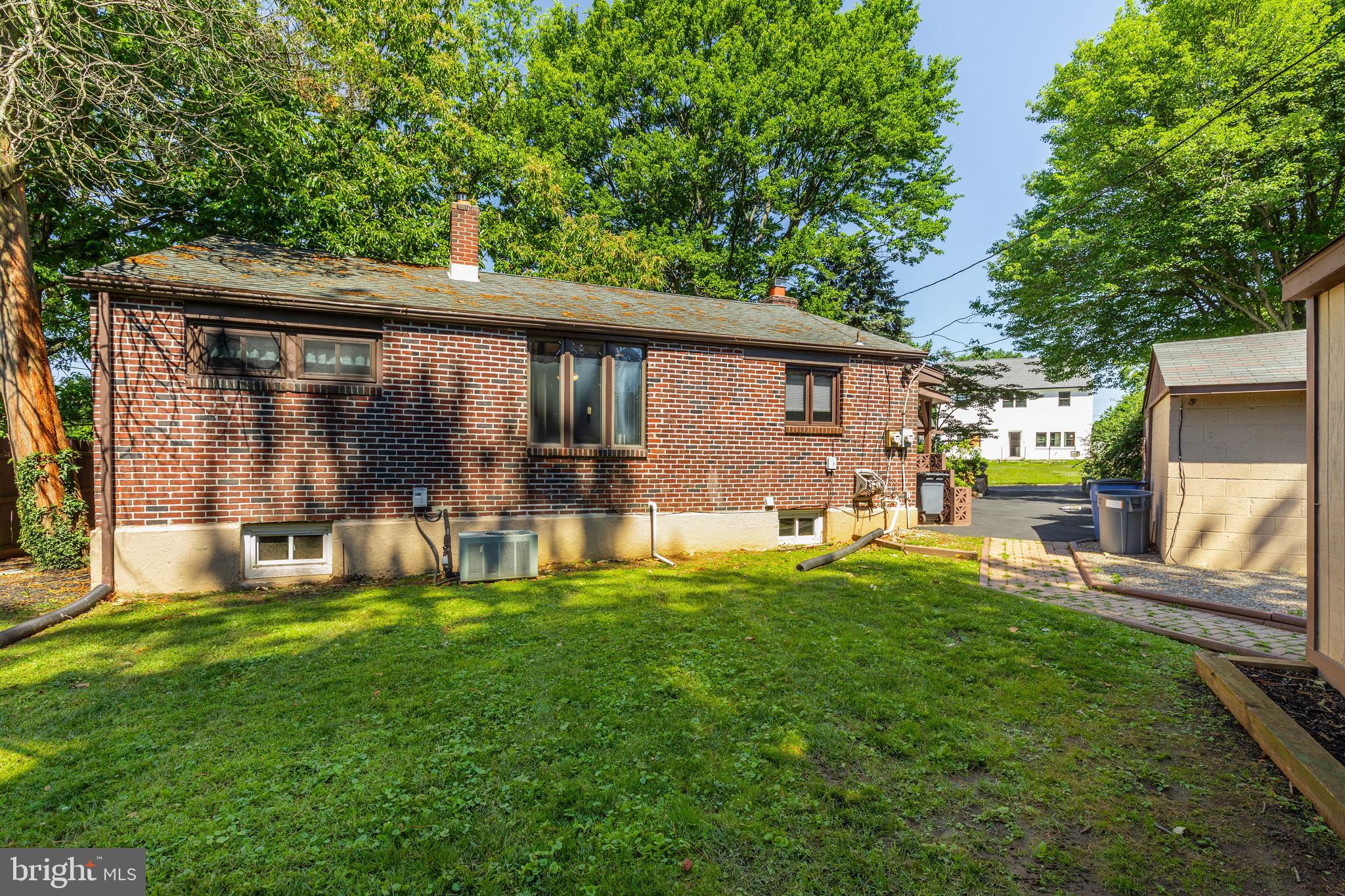 2181 Springhouse Lane Aston, PA 19014 - Photo 34 of 37 Exterior back